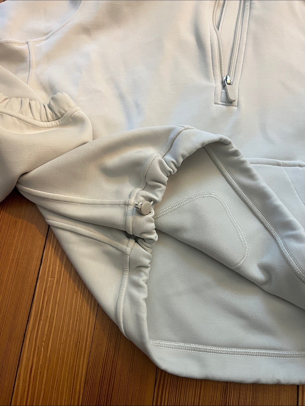 Lululemon Softstream half Zip - Picture 3 of 9
